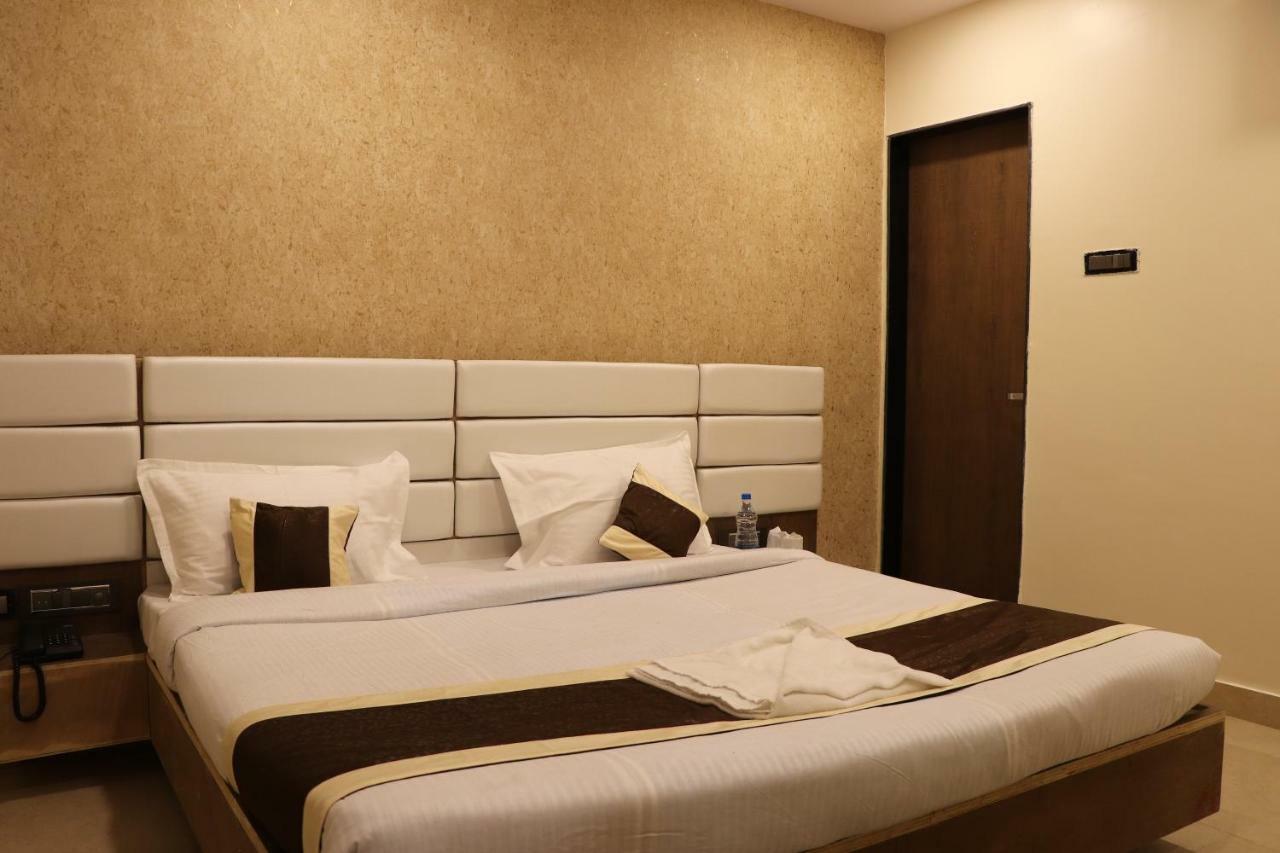 Ganesh Bhavan By Vinayak Hotels Brahmapur Luaran gambar